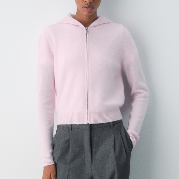 Aritzia Essential Cashmere Hooded Zip Up Sweater Magnolia Pink - Picture 1 of 6